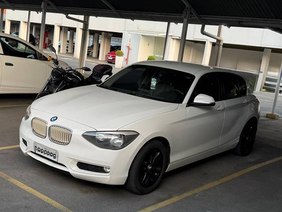 BMW 118i 1.6 URBAN LINE 16V TURBO GASOLINA 4P AUTOMÁTICO BMW 118i 1.6 URBAN LINE 16V TURBO GASOLINA 4P AUTOMÁTICO